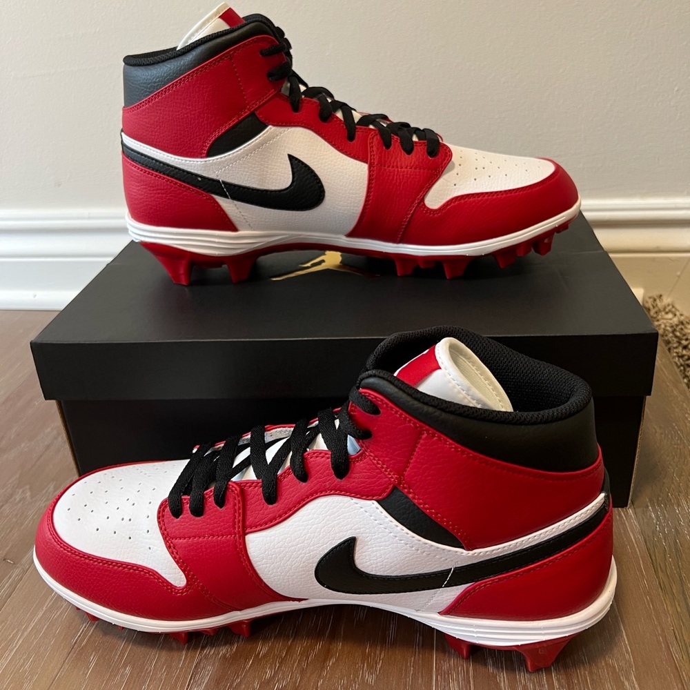 Nike Jordan 1 Football Cleats Mid TD Chicago Red Black White FJ6805-106 Men’s 14